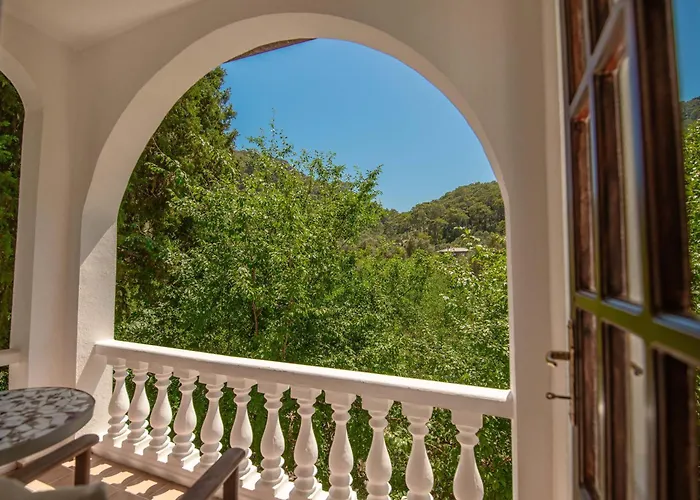 Otel Akvilla House *