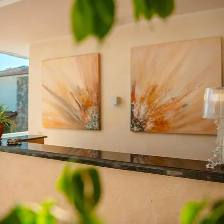 Akvilla House Ξενοδοχείο